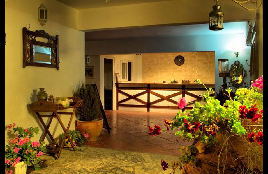 Hotel Golden Gate Кушадасъ Екстериор снимка