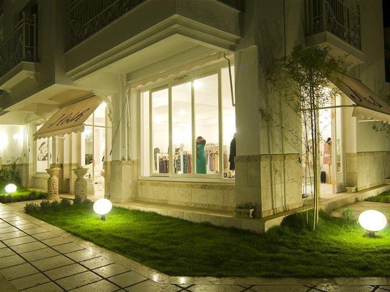 Hotel Golden Gate Кушадасъ Екстериор снимка